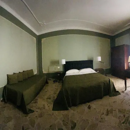 Holiday home Vicosuite Neathon