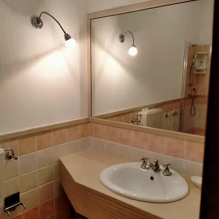 Holiday home Vicosuite Neathon *